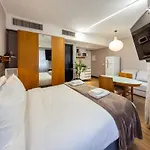Luxuoso Flat Em Moema - Prox Congonhas E Ibirapuera - Estacionamento Pago L Carregador Carro L Cafe Opcional Pago